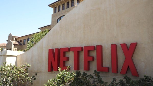 特朗普擬對海外拍攝電影課100%關稅　重創Netflix與迪士尼　引發文化逆全球化疑慮