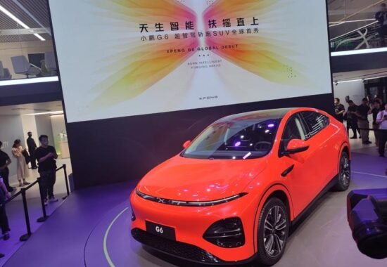 小鵬汽車（09868.HK）股價勁升逾7%　MONA M03熱賣帶動訂單暴增觸發市場熱議