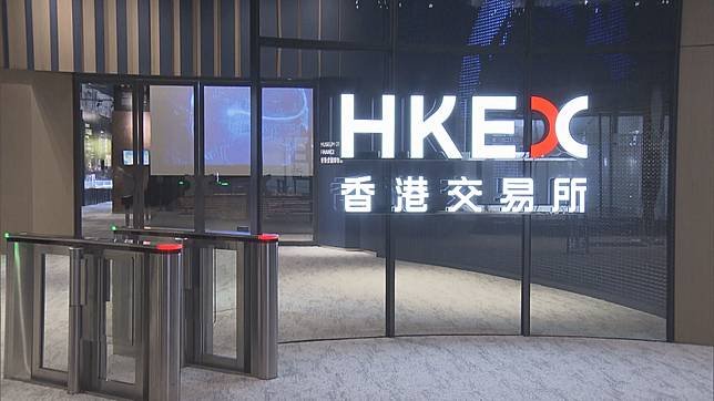 港交所（00388）獲美銀摩通齊上調目標價至440元：新股回暖、成交激增、資金流入助力股價上行