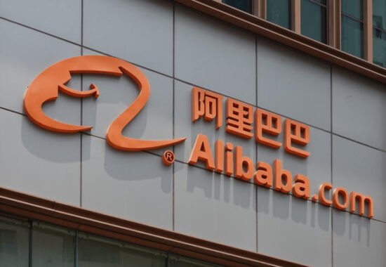 港股受北水激烈流入帶動走強　阿里巴巴與國泰成吸金焦點預示後市動能持續