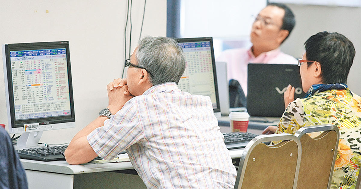 港股調整未完？撈底時機分析與2025年投資策略指南
