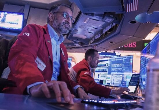 美股歐股大跌！美國歐洲格陵蘭緊張升級_關稅威脅全球震盪