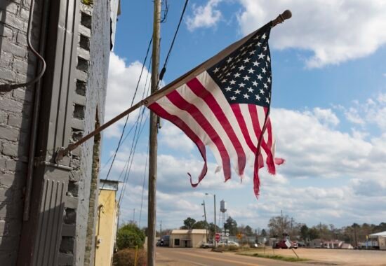 美國例外論破滅：外國市場完勝美股，S&P 500落後全球指數